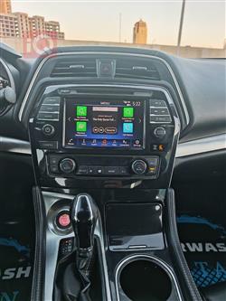 Nissan Maxima